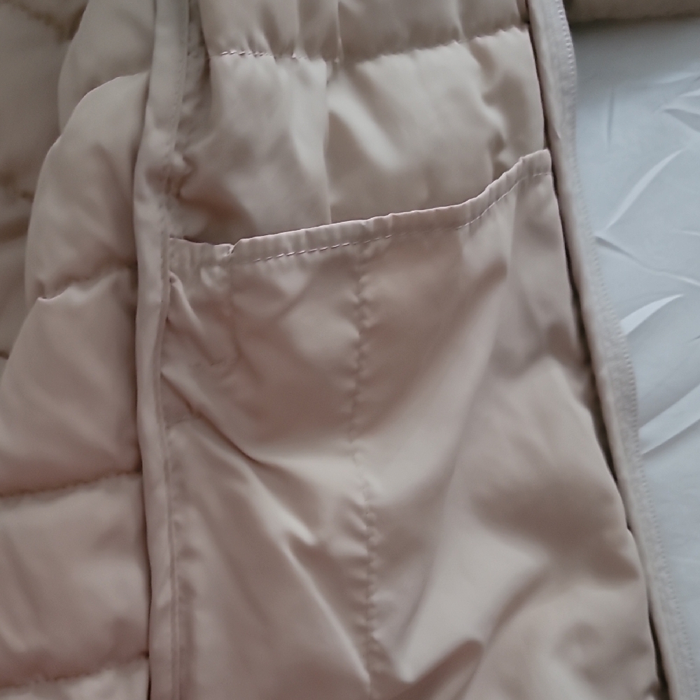 Amazon Essentials Tan Puffer Jacket Lightweight Q… - image 5